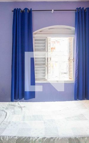Casa à venda com 180m², 3 quartos e 2 vagasQuarto Suíte 2