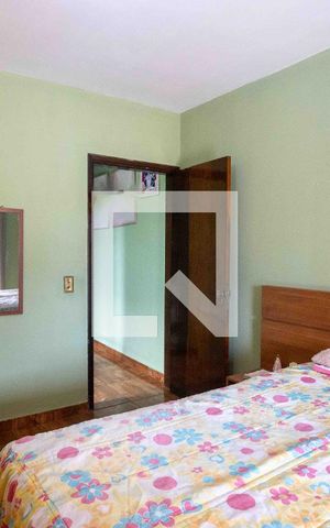 Casa à venda com 180m², 3 quartos e 2 vagasQuarto 2
