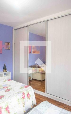 Casa à venda com 180m², 3 quartos e 2 vagasQuarto Suíte 2