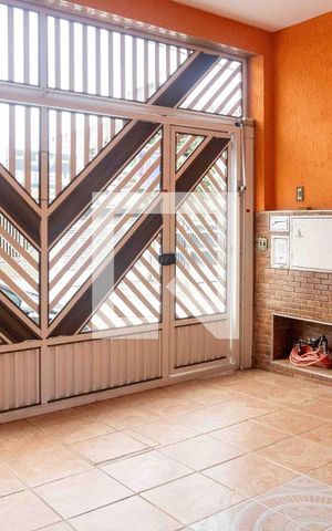 Casa à venda com 180m², 3 quartos e 2 vagasGaragem