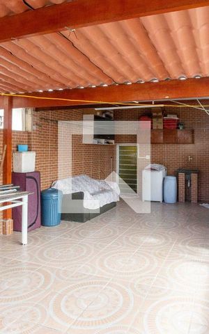 Casa à venda com 180m², 3 quartos e 2 vagasÁrea de Serviço/Area de Gurmet