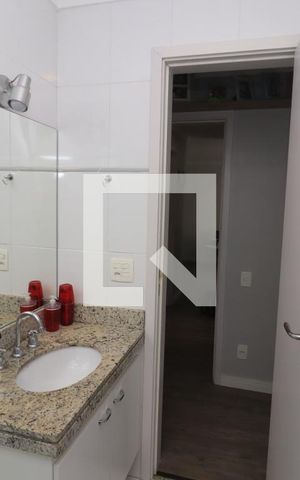Apartamento à venda com 83m², 3 quartos e 2 vagasBanheiro da Suíte