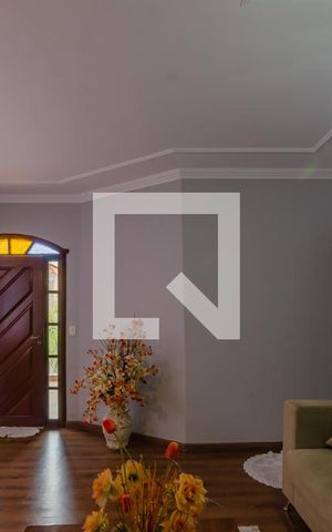 Casa à venda com 355m², 4 quartos e 4 vagas Casa à venda com 355m², 4 quartos e 4 vagasSala 2