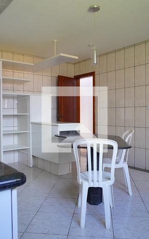 Casa para alugar com 315m², 4 quartos e 3 vagasCozinha