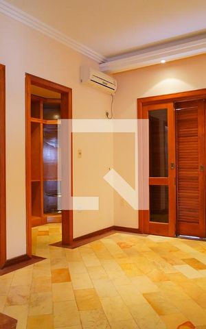 Casa para alugar com 315m², 4 quartos e 3 vagasQuarto suite