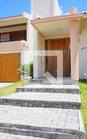 Casa para alugar com 315m², 4 quartos e 3 vagasFachada
