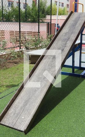 Apartamento à venda com 85m², 3 quartos e 2 vagasÁrea comum - Playground