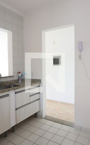 Apartamento à venda com 85m², 3 quartos e 2 vagasCozinha