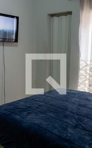 Casa à venda com 220m², 5 quartos e 4 vagas Casa à venda com 220m², 5 quartos e 4 vagasQuarto 2
