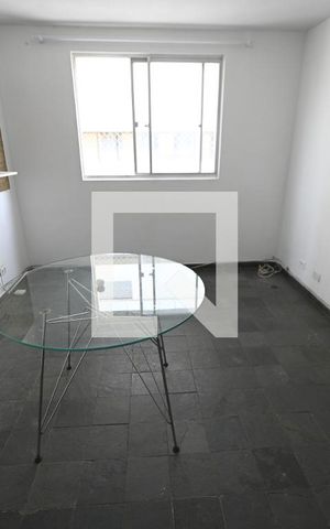 Apartamento à venda com 39m², 1 quarto e sem vaga Apartamento à venda com 39m², 1 quarto e sem vagaSala