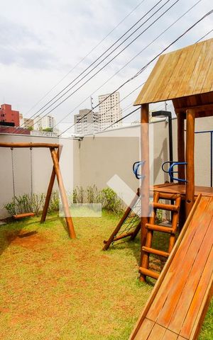 Apartamento à venda com 45m², 2 quartos e sem vaga Apartamento à venda com 45m², 2 quartos e sem vagaÁrea comum - Playground