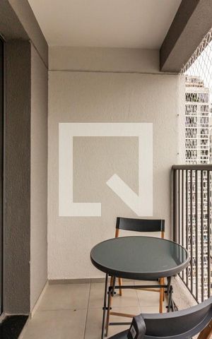 Studio à venda com 28m², 1 quarto e sem vaga Studio à venda com 28m², 1 quarto e sem vagaVaranda