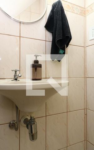 Casa à venda com 132m², 3 quartos e 2 vagasLavabo