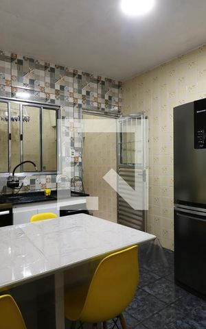 Casa à venda com 132m², 3 quartos e 2 vagasCozinha