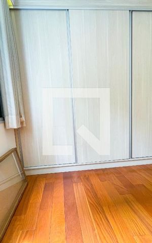 Apartamento à venda com 86m², 2 quartos e 2 vagasQuarto 2