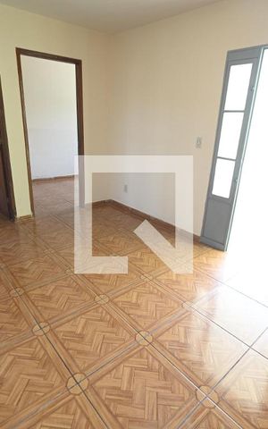 Casa à venda com 70m², 2 quartos e 1 vagaSala