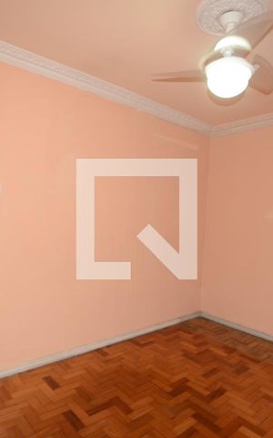 Apartamento para alugar com 75m², 2 quartos e sem vagaQuarto 1
