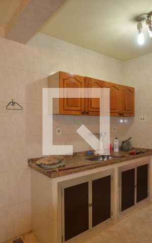 Apartamento para alugar com 75m², 2 quartos e sem vagaCozinha