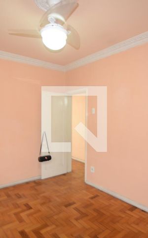 Apartamento para alugar com 75m², 2 quartos e sem vagaQuarto 1
