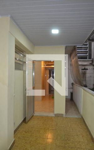 Apartamento para alugar com 75m², 2 quartos e sem vagaÁrea de Serviço