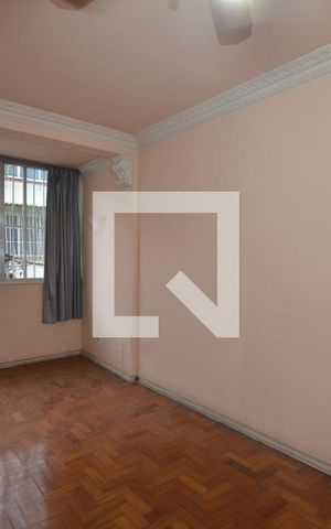 Apartamento para alugar com 75m², 2 quartos e sem vagaSala