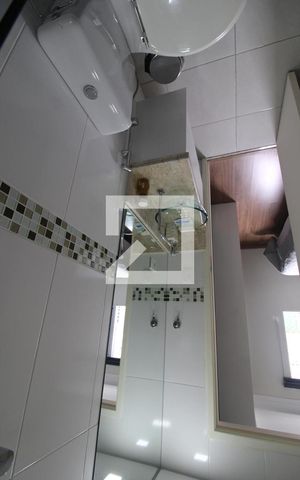 Casa de condomínio à venda com 180m², 3 quartos e 2 vagasQuarto 3 - Banheiro