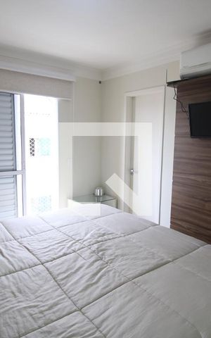 Casa de condomínio à venda com 180m², 3 quartos e 2 vagasQuarto 1