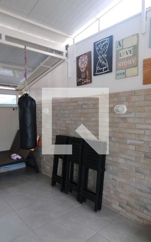 Casa de condomínio à venda com 180m², 3 quartos e 2 vagasÁrea comum