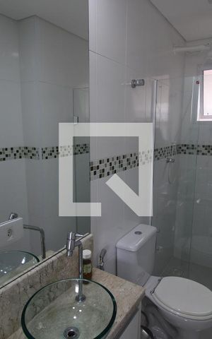 Casa de condomínio à venda com 180m², 3 quartos e 2 vagasQuarto 3 - Banheiro