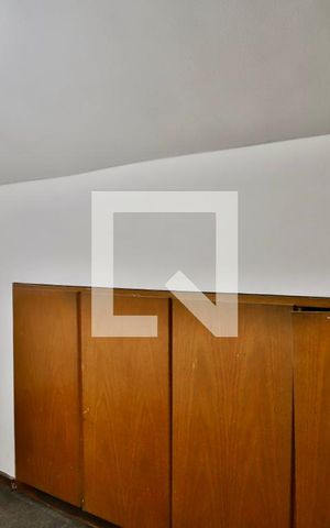 Casa à venda com 350m², 4 quartos e 4 vagas Casa à venda com 350m², 4 quartos e 4 vagasCloset do quarto 1