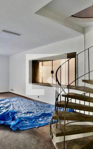 Casa à venda com 350m², 4 quartos e 4 vagas Casa à venda com 350m², 4 quartos e 4 vagasSala 2