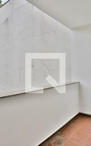 Casa à venda com 350m², 4 quartos e 4 vagas Casa à venda com 350m², 4 quartos e 4 vagasVaranda da Sala 2