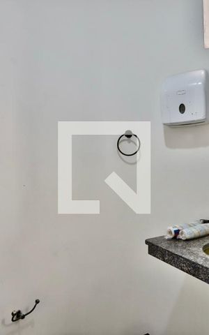 Casa à venda com 350m², 4 quartos e 4 vagas Casa à venda com 350m², 4 quartos e 4 vagasLavabo
