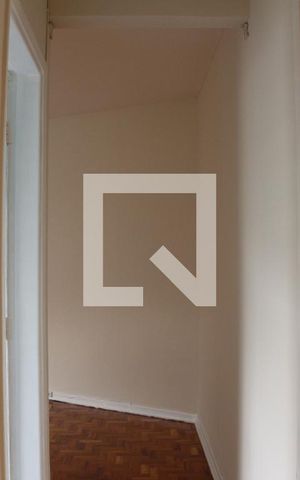 Apartamento para alugar com 79m², 2 quartos e sem vagaBanheiro Corredor