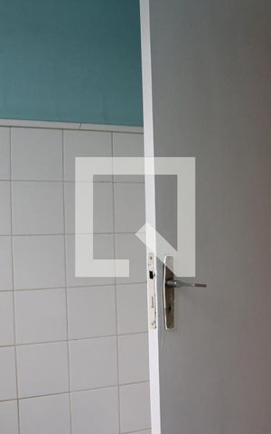 Apartamento para alugar com 79m², 2 quartos e sem vagaBanheiro