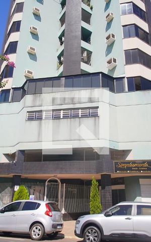 Apartamento à venda com 92m², 3 quartos e 1 vaga Apartamento à venda com 92m², 3 quartos e 1 vagaFachada