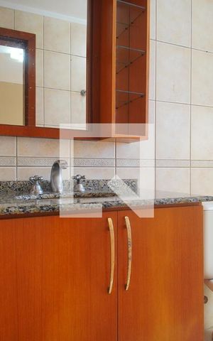 Apartamento à venda com 92m², 3 quartos e 1 vaga Apartamento à venda com 92m², 3 quartos e 1 vagaBanheiro da Suíte