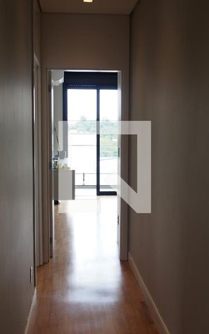 Casa de condomínio à venda com 460m², 4 quartos e 5 vagasCorredor