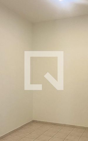 Studio à venda com 37m², 0 quarto e sem vaga Studio à venda com 37m², 0 quarto e sem vagaSala