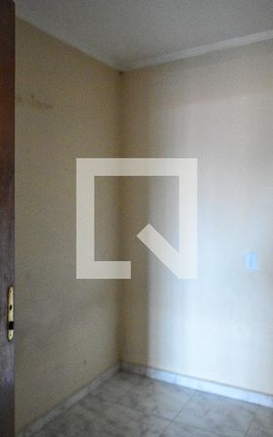 Casa para alugar com 45m², 2 quartos e sem vaga Casa para alugar com 45m², 2 quartos e sem vagaQuarto