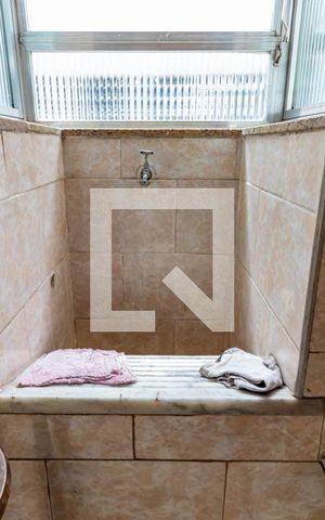 Apartamento à venda com 130m², 3 quartos e sem vaga Apartamento à venda com 130m², 3 quartos e sem vagaÁrea de Serviço