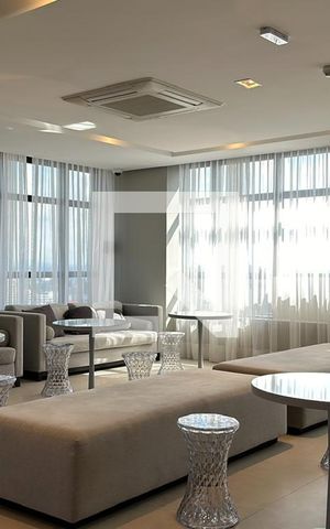 Studio para alugar com 35m², 1 quarto e sem vaga Studio para alugar com 35m², 1 quarto e sem vagaÁrea comum - Salão de festas