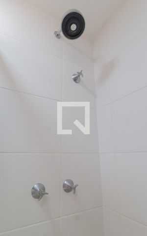 Apartamento à venda com 138m², 3 quartos e 3 vagasBanheiro da Suíte 2