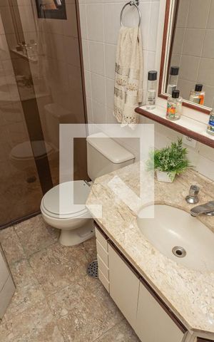 Apartamento à venda com 105m², 3 quartos e 2 vagas Apartamento à venda com 105m², 3 quartos e 2 vagasBanheiro