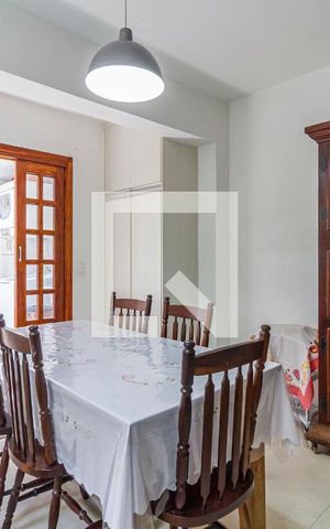 Casa à venda com 144m², 4 quartos e 2 vagasCozinha
