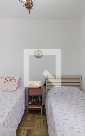 Casa à venda com 144m², 4 quartos e 2 vagasSuíte 2