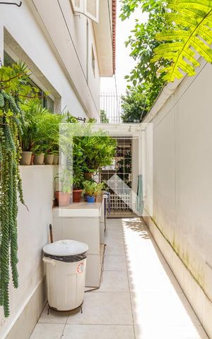 Casa à venda com 144m², 4 quartos e 2 vagasQuintal