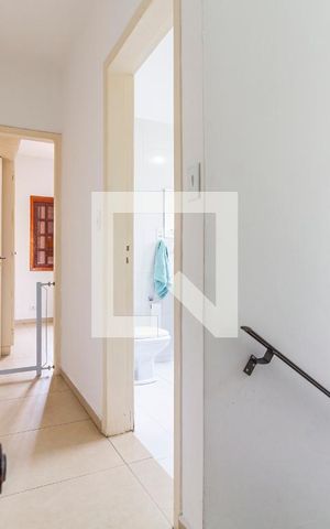 Casa à venda com 144m², 4 quartos e 2 vagasCorredor