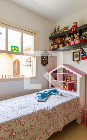 Casa à venda com 144m², 4 quartos e 2 vagasQuarto 2
