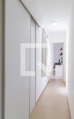 Casa à venda com 144m², 4 quartos e 2 vagasCorredor